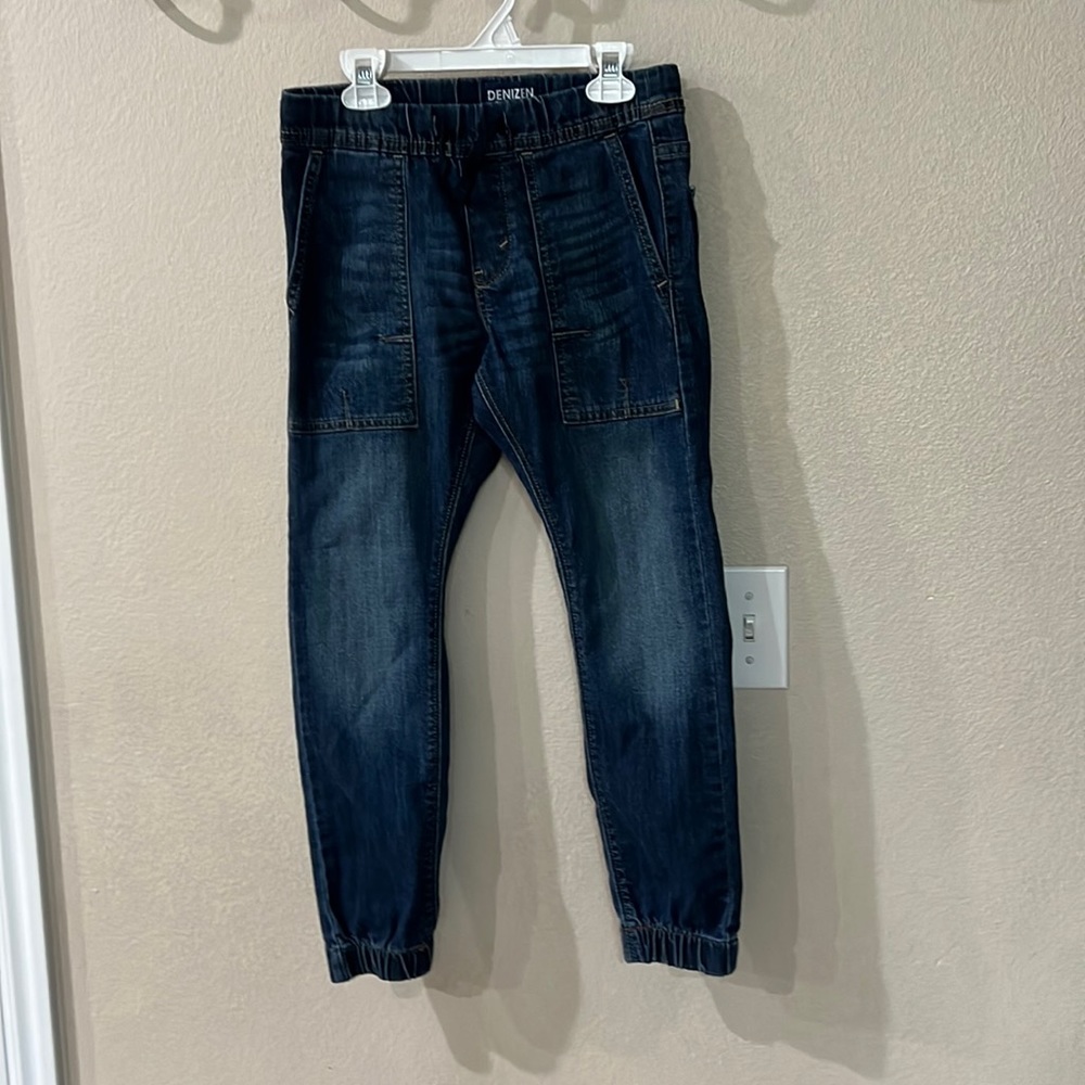 Levi elastic waist jeans